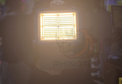 Foco Solar Recargable 336 Led / Batería Auxiliar / 3 Paneles