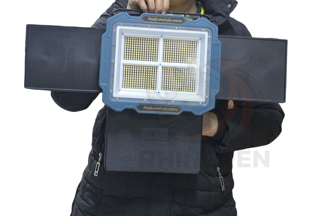 Foco Solar Recargable 336 Led / Batería Auxiliar / 3 Paneles